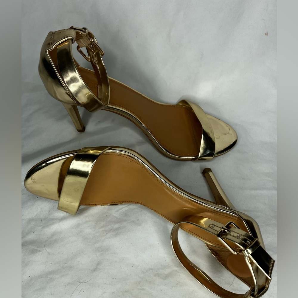 J crew Riley gold stiletto heel 6